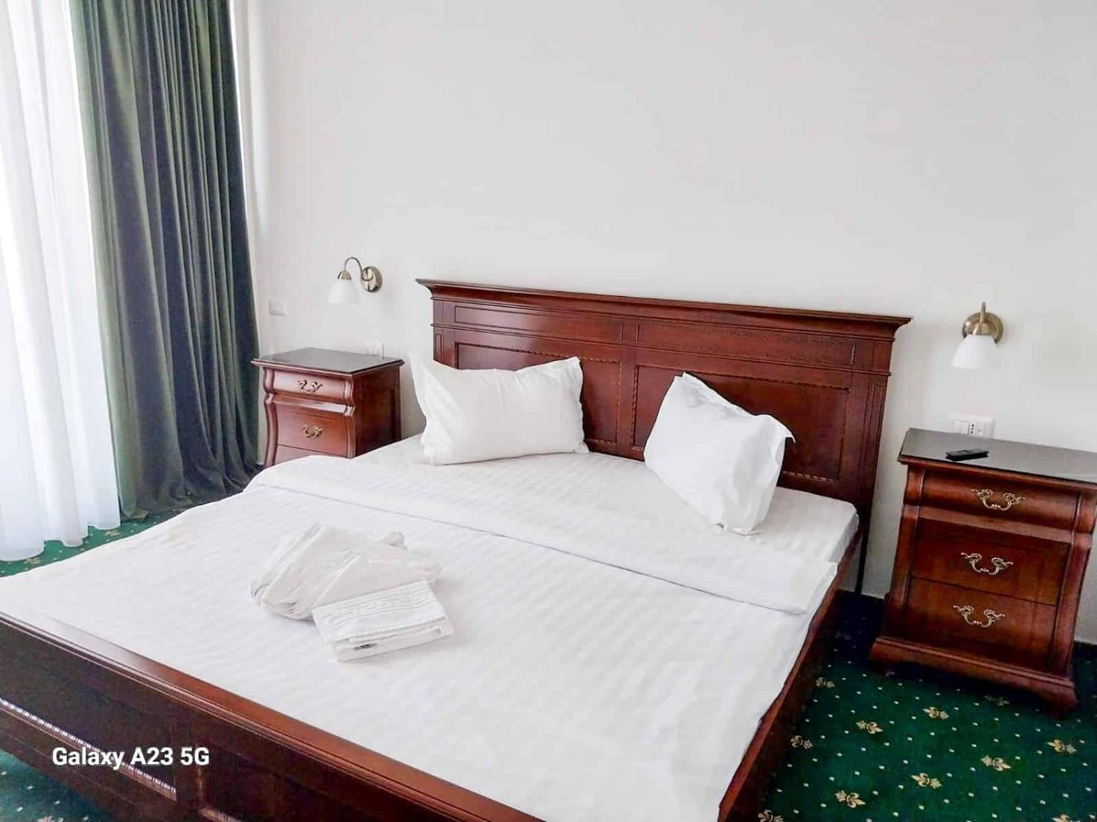 Green Park Boutique Hotel Focşani Dış mekan fotoğraf