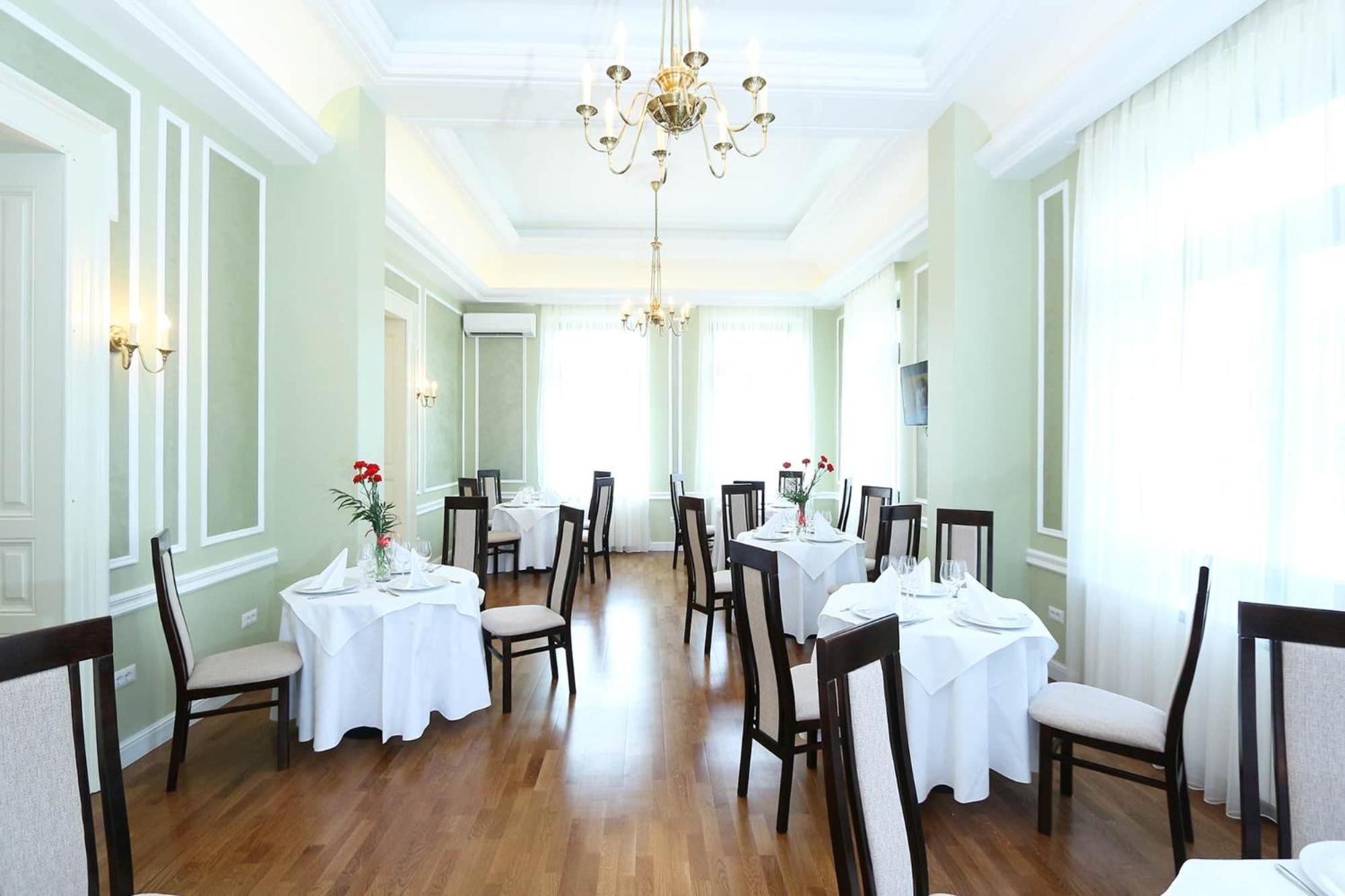 Green Park Boutique Hotel Focşani Dış mekan fotoğraf